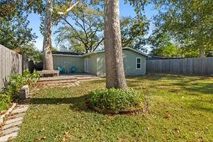 2205 N Plains Ave, Austin, TX 78757 - Photo 37