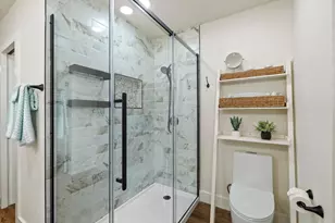 2205 N Plains Ave, Austin, TX 78757 - Photo 21