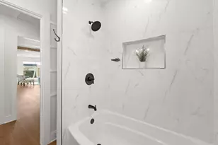 2205 N Plains Ave, Austin, TX 78757 - Photo 27