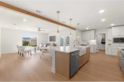 2205 N Plains Avenue, Austin, TX 78757 - Photo 17