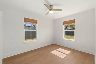 2205 N Plains Ave, Austin, TX 78757 - Photo 29