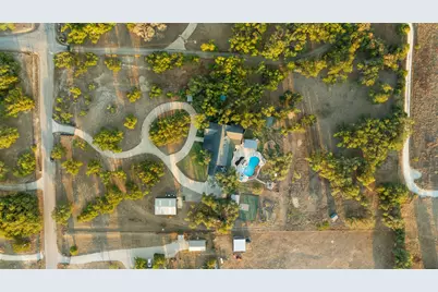 220 Fawn Meadow Drive, Dripping Springs, TX 78620 - Photo 37