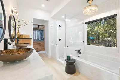 220 Fawn Meadow Drive, Dripping Springs, TX 78620 - Photo 15