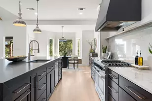 220 Fawn Meadow Dr, Dripping Springs, TX 78620 - Photo 5