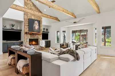 220 Fawn Meadow Drive, Dripping Springs, TX 78620 - Photo 7