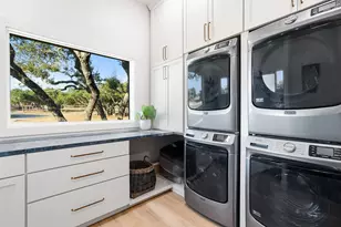 220 Fawn Meadow Dr, Dripping Springs, TX 78620 - Photo 11