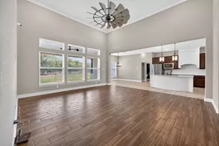 815 Serene Waters St, Spring Branch, TX 78070 - Photo 13