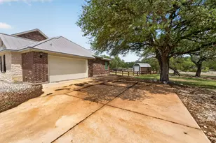 815 Serene Waters St, Spring Branch, TX 78070 - Photo 5