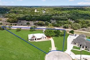 815 Serene Waters St, Spring Branch, TX 78070 - Photo 7
