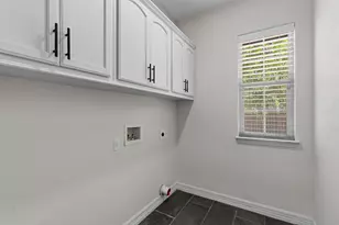 312 Country Club Dr, La Grange, TX 78945 - Photo 15