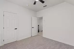 312 Country Club Dr, La Grange, TX 78945 - Photo 23