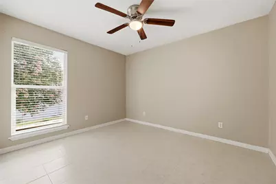 400 W 35th Street #201, Austin, TX 78705 - Photo 15