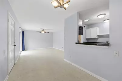 400 W 35th Street #201, Austin, TX 78705 - Photo 7