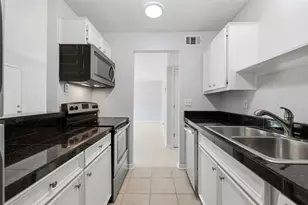 400 W 35th St, Austin, TX 78705 - Photo 13