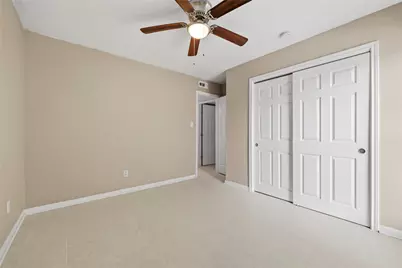 400 W 35th Street #201, Austin, TX 78705 - Photo 17