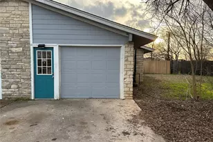 407 Vista W Ct, Bastrop, TX 78602 - Photo 15