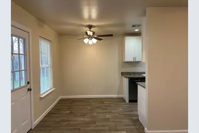 407 Vista West Court #B, Bastrop, TX 78602 - Photo 3