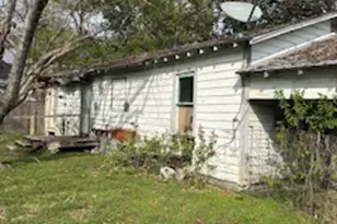 202 Mary St, Thorndale, TX 76577 - Photo 3