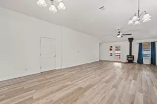 251 Bluestem St, Kyle, TX 78640 - Photo 11