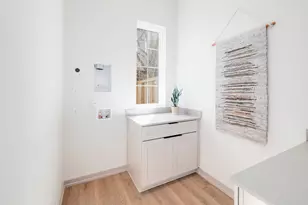 1732 Bunche Rd, Austin, TX 78721 - Photo 19