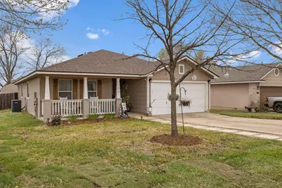 2100 Oaklawn Drive, Taylor, TX 76574 - Photo 3