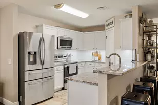 2100 Oaklawn Dr, Taylor, TX 76574 - Photo 11