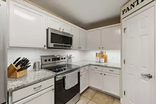 2100 Oaklawn Dr, Taylor, TX 76574 - Photo 13