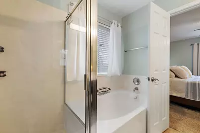 2100 Oaklawn Drive, Taylor, TX 76574 - Photo 21