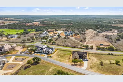 1409 Majestic Hills Boulevard, Spicewood, TX 78669 - Photo 7