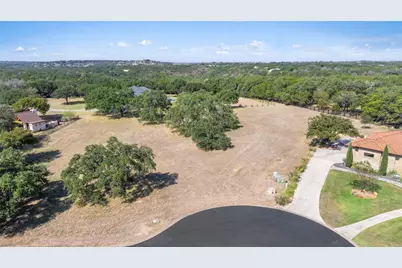1409 Majestic Hills Boulevard, Spicewood, TX 78669 - Photo 9