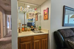 1202 Thorpe Ln, San Marcos, TX 78666 - Photo 7