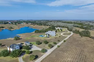 264 Timber Lake Dr, La Grange, TX 78945 - Photo 33