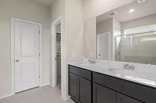 207 Backwood Pass, Taylor, TX 76574 - Photo 21