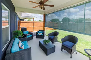 123 Navarro Xing, Seguin, TX 78155 - Photo 19