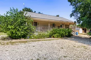 5401 Co Rd 200, Liberty Hill, TX 78642 - Photo 1