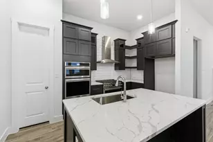 8521 Pine Muhly Dr, Lago Vista, TX 78645 - Photo 9