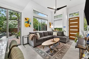 2601 Willow St, Austin, TX 78702 - Photo 11