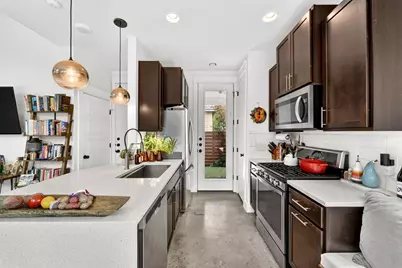 2601 Willow Street #B, Austin, TX 78702 - Photo 21