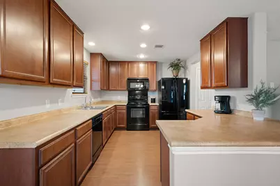 701 Big Sur Trail, Taylor, TX 76574 - Photo 9