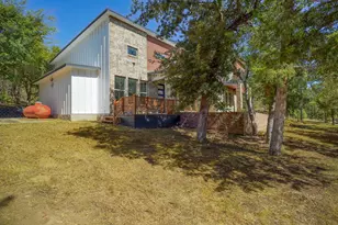 316 Tall Forest Dr, Bastrop, TX 78602 - Photo 5
