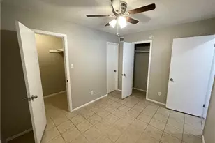 2500 Burleson Rd, Austin, TX 78741 - Photo 9