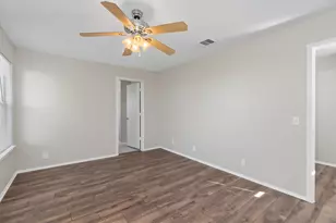 403 Lakemont Dr, Hutto, TX 78634 - Photo 15