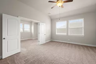 442 Jacksdaw Dr, Austin, TX 78737 - Photo 29