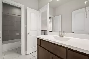 442 Jacksdaw Dr, Austin, TX 78737 - Photo 37