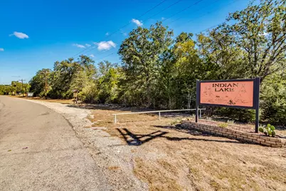 106 Wampum, Smithville, TX 78957 - Photo 9