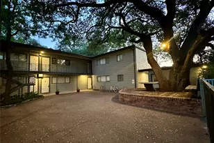 803 W 28th St, Austin, TX 78705 - Photo 19