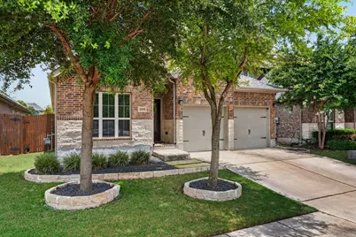 209 Lacey Oak Loop, San Marcos, TX 78666 - Photo 3