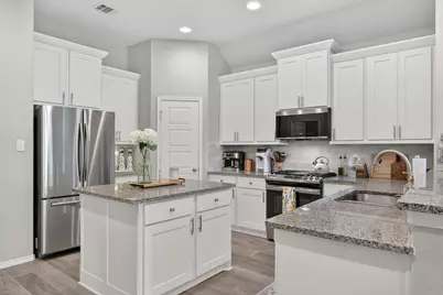 209 Lacey Oak Loop, San Marcos, TX 78666 - Photo 15