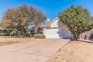 15808 Chatham Wood Dr, Austin, TX 78717 - Photo 3