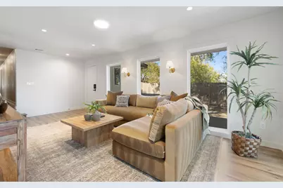 1505 Summit Street, Austin, TX 78741 - Photo 17